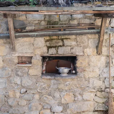 Casa Il Nocciolo Vakantiehuis Rocca Malatina