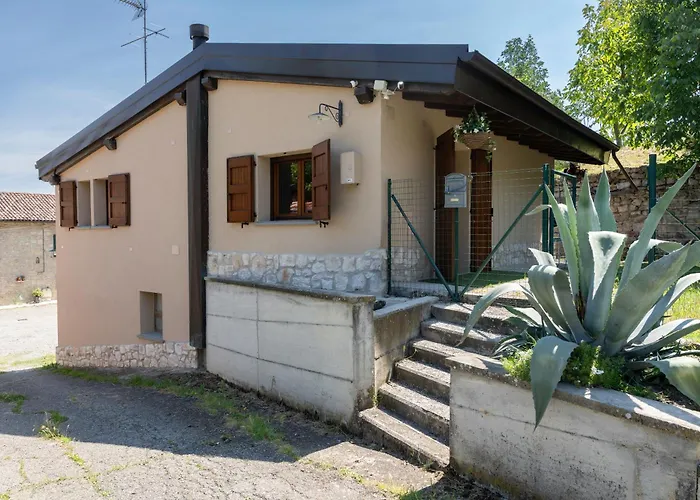 Casa Il Nocciolo Rocca Malatina