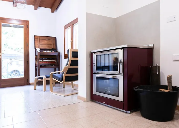 Casa Il Nocciolo Rocca Malatina